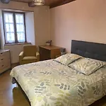 Le Relais Des Sites 2* Faverolles (Cantal)