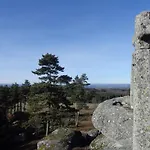 Le Relais Des Sites Faverolles (Cantal)